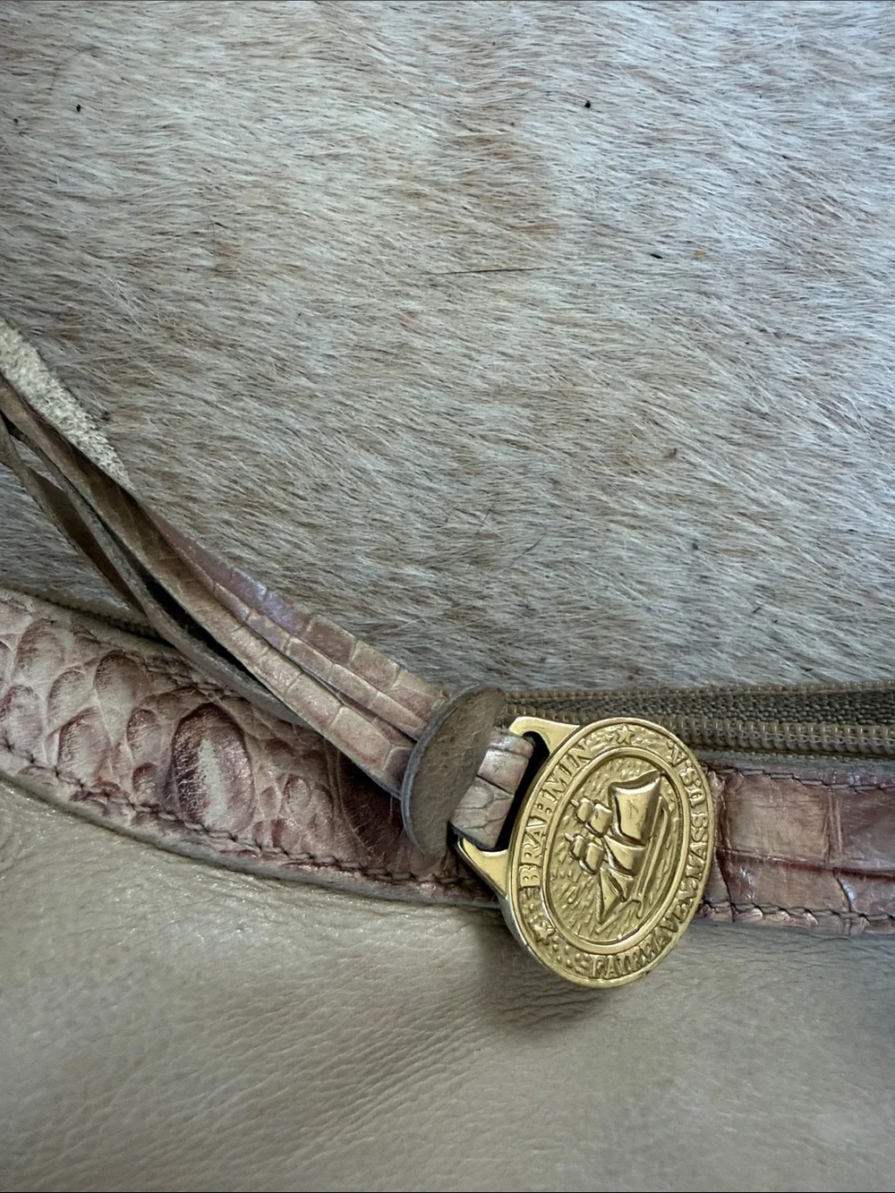 Vintage Brahmin Beige Leather Hobo Shoulder Bag Croc Trim Quiet Luxury